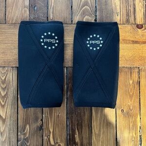 Weightlifting knee sleeves